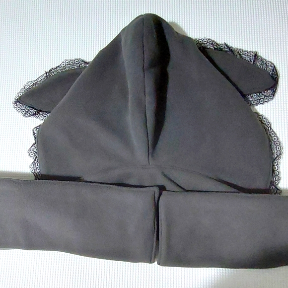*RARE* SKY CREATION Grey Fleece Adult Hood with Ears and Scarf/Wrap NWOT - Picture 4 of 5
